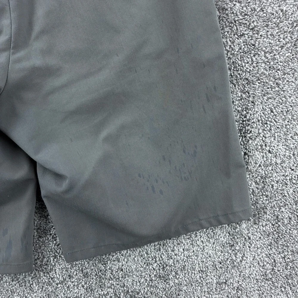 Travis Mathew Golf Shorts Mens 32 Gray Lightweight‎ Rayon Blend Golfing Khaki